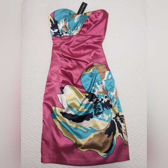 Le Chateau Strapless Floral Abstract Dress - Picture 4 of 4